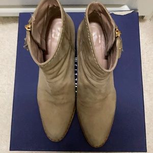 Stuart Weizman prancing tan nubuc booties